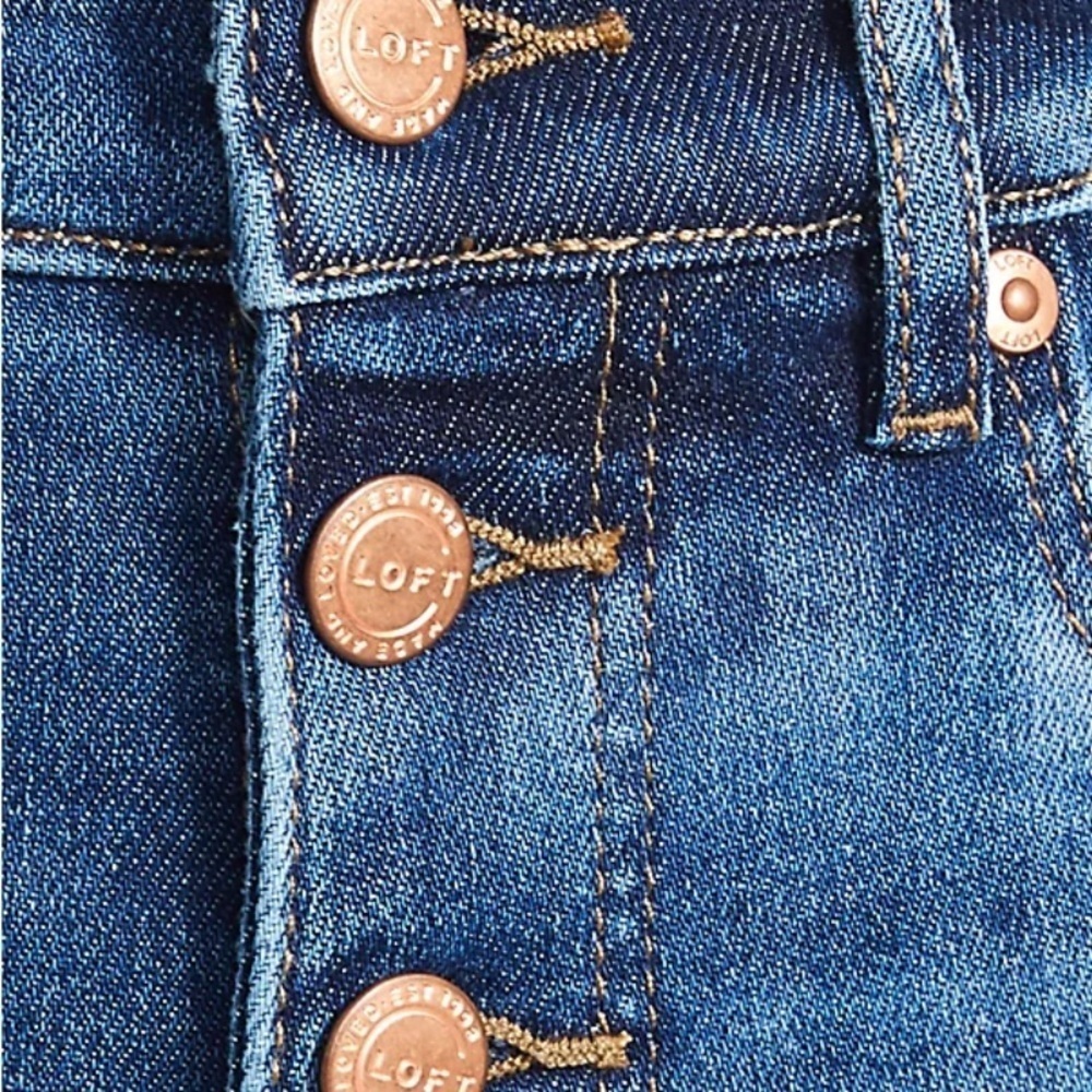 LOFT Plus High Rise Button Front Fray Hem Jeans Authentic Indigo Wash - Picture 14 of 15